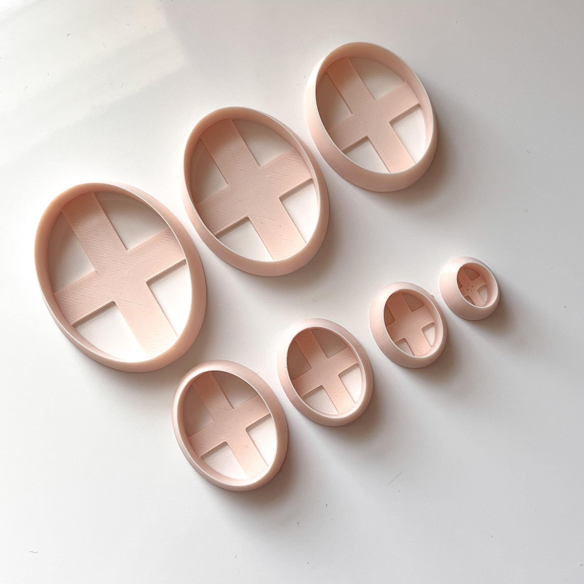 Polymer Clay Oval Cutters – Set of 7 Sizes (0.5” to 2”)