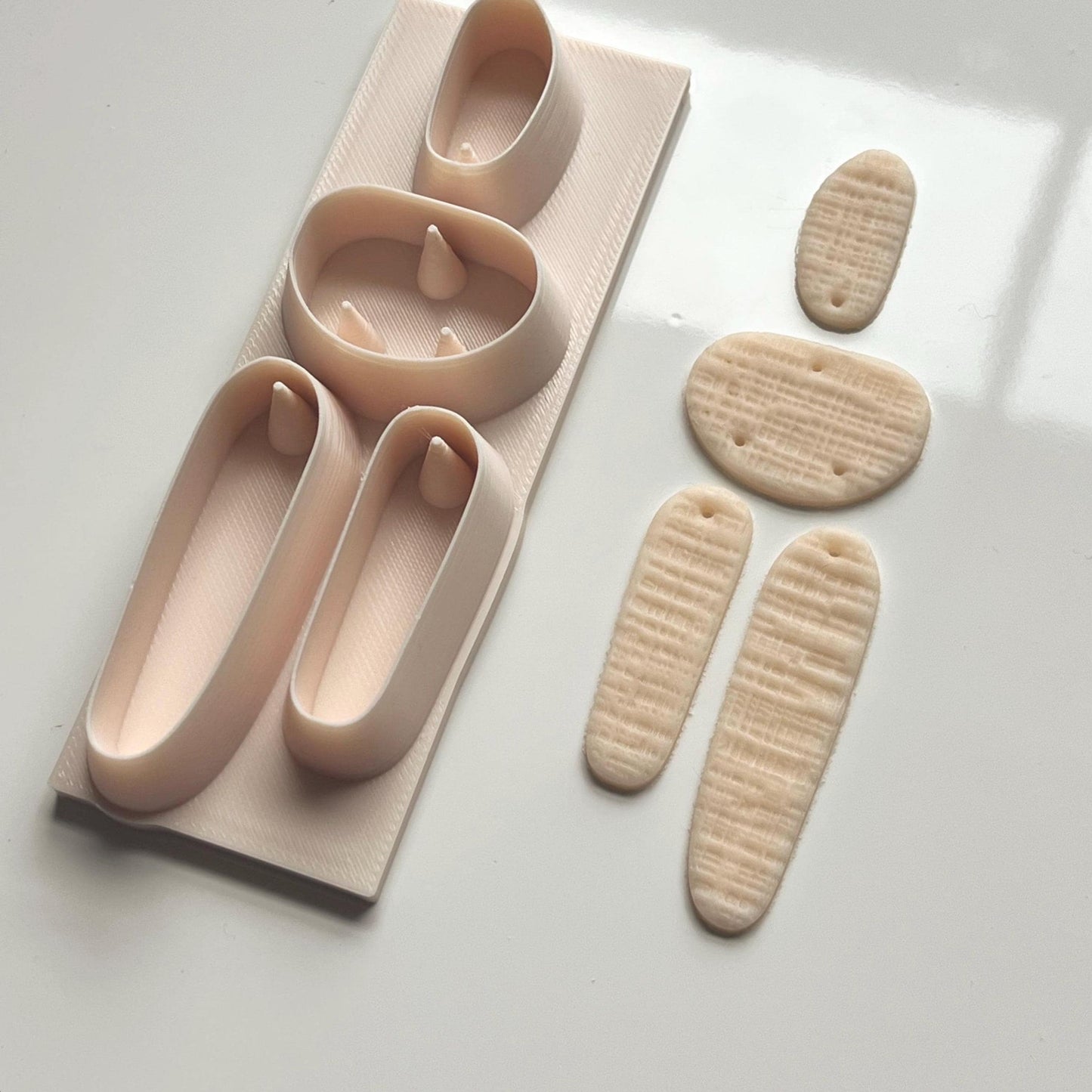 All-In-One Polymer Clay & Hole Punch Tool | Statement Earring Cutter | E-2