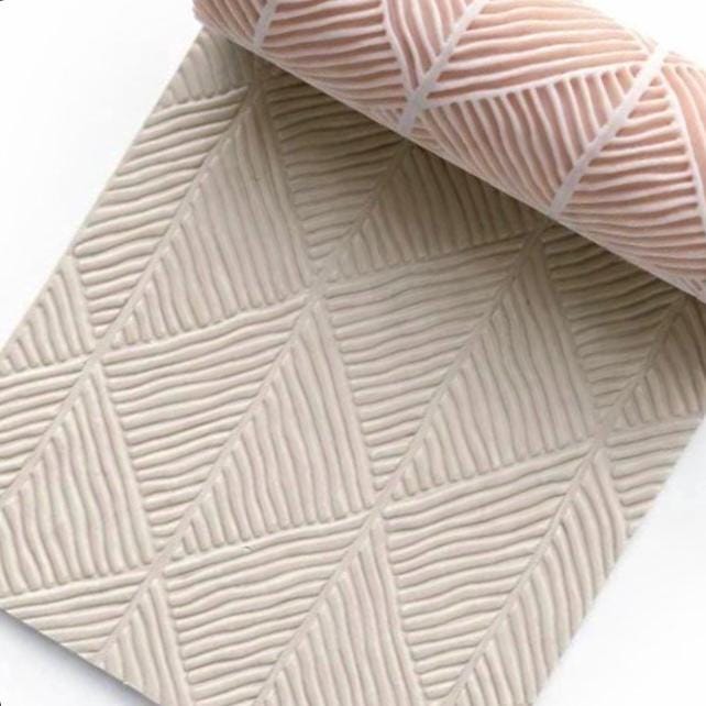 Hand-Drawn Lines Clay Texture Roller – T-10