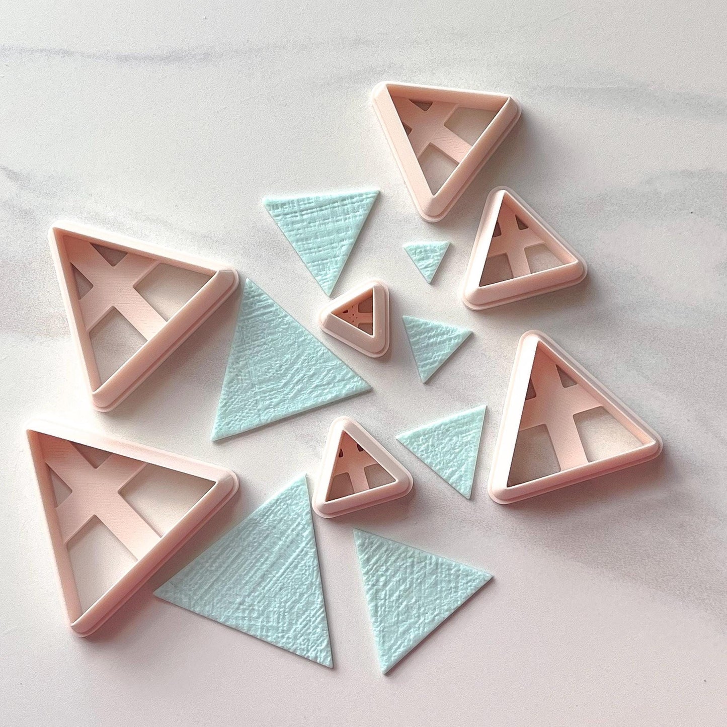 Rounded Triangle Polymer Clay Cutters – Set of 7 Sizes 0.5” to 2”