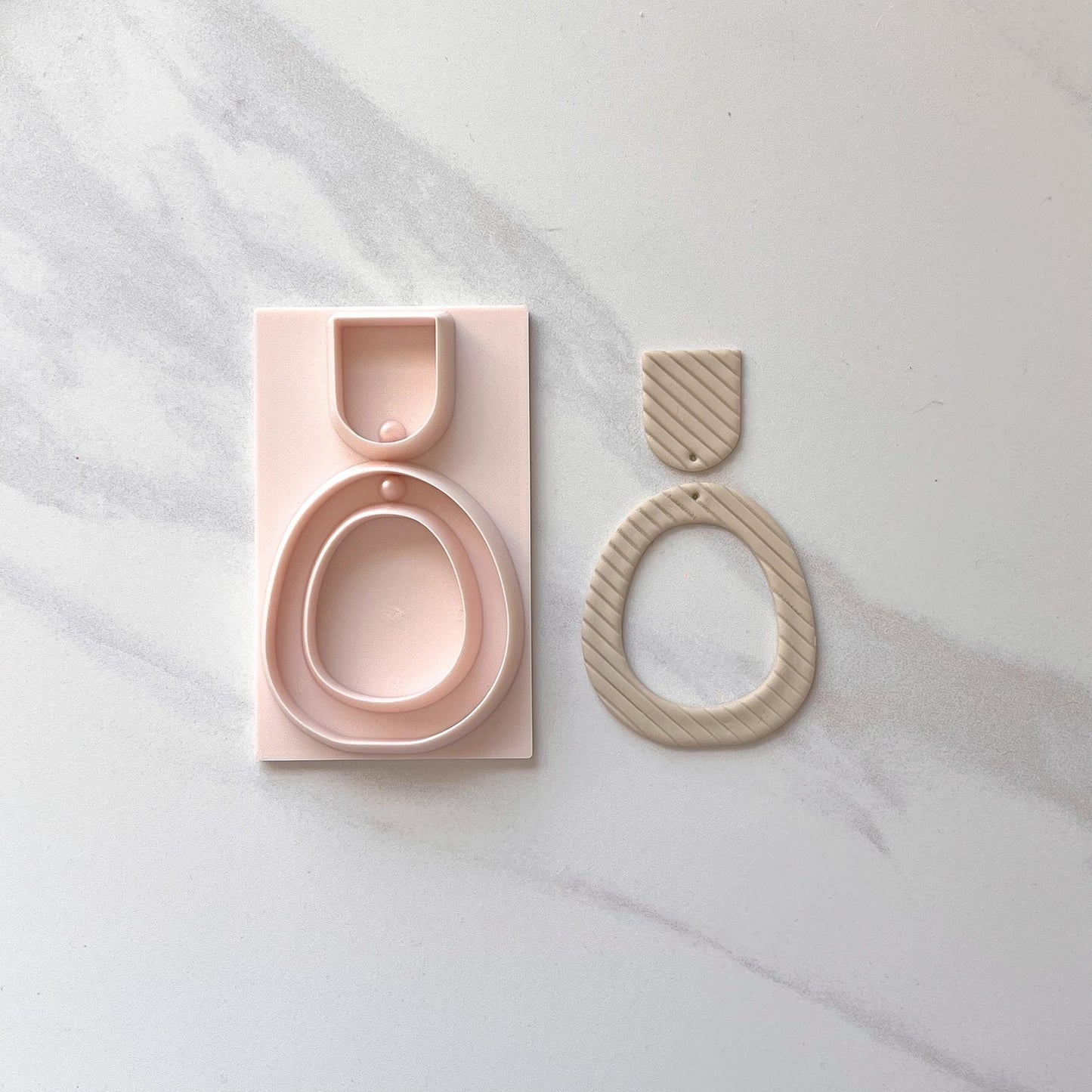 Organic Oval All-In-One Polymer Clay Cutter | Statement Earrings | D-1